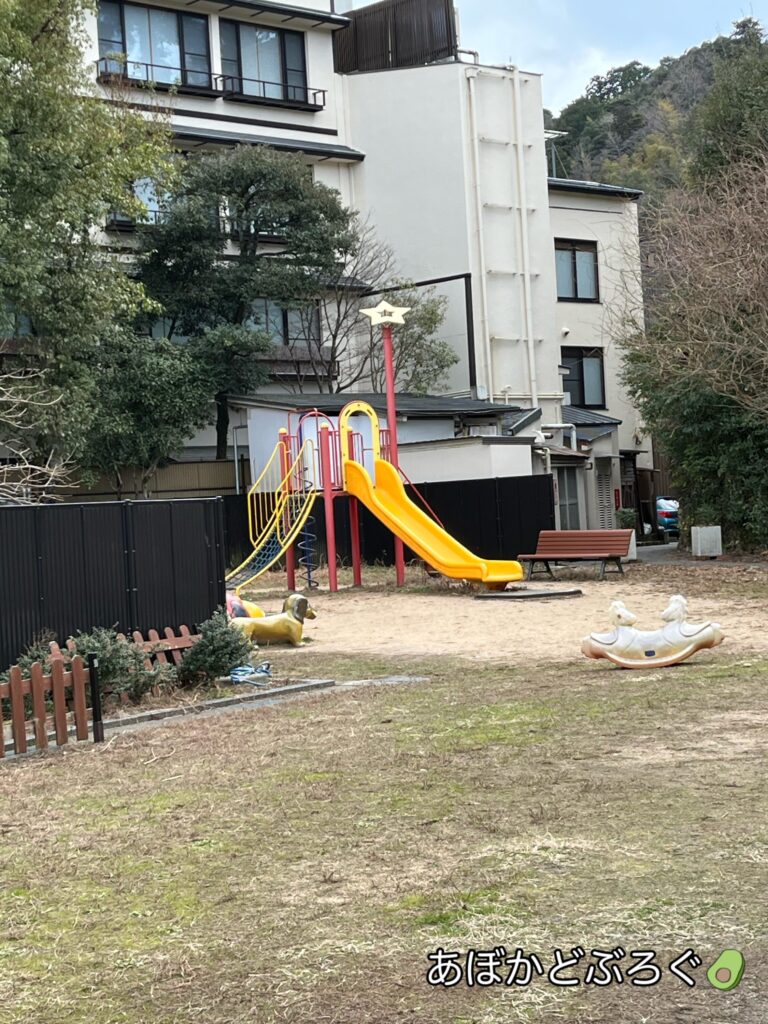 城崎駅通り公園 遊具